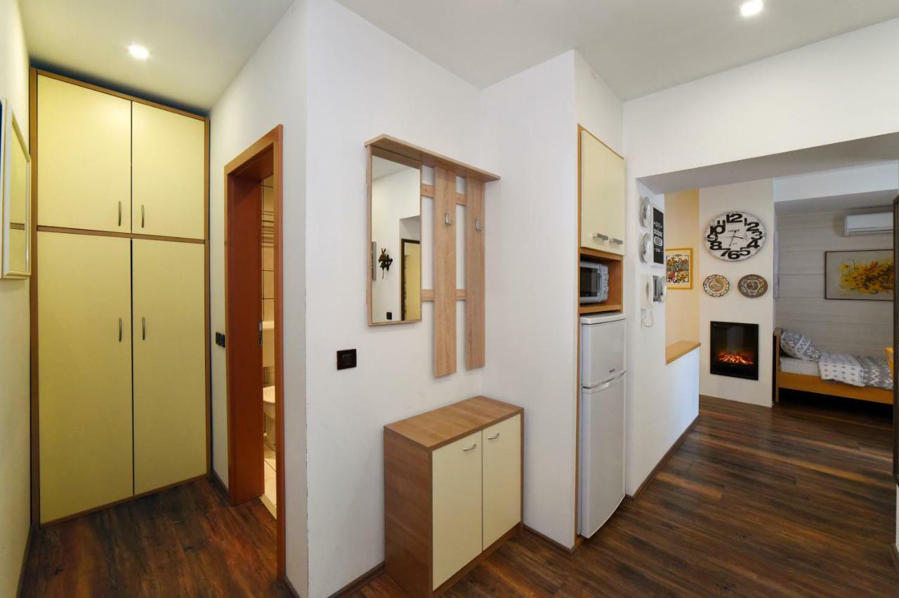 Apartment Gollner Загреб Экстерьер фото